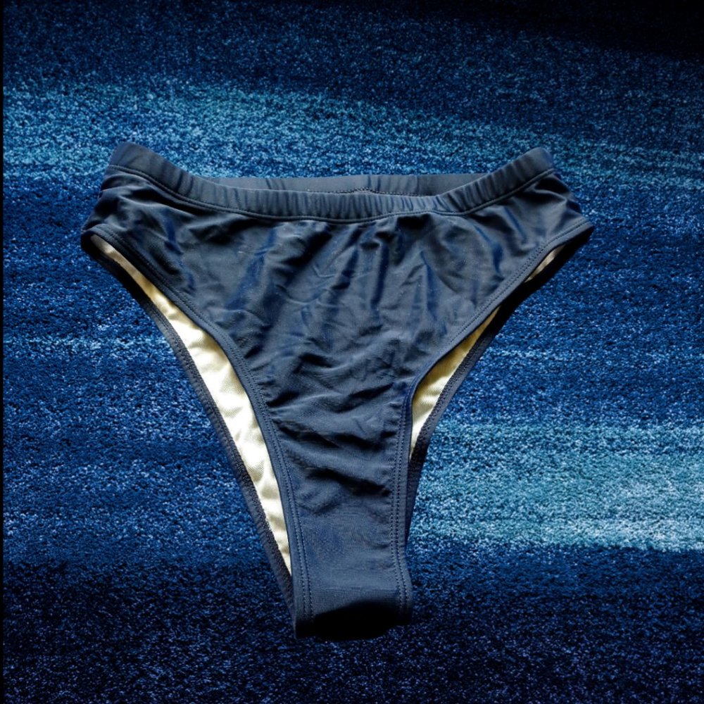 NAVY BLUE HIGH WAISTED BIKINI BOTTOM SIZE M